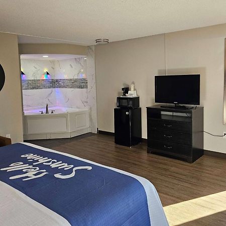 Days Inn By Wyndham Easley West Of Greenville/Clemson Area מראה חיצוני תמונה