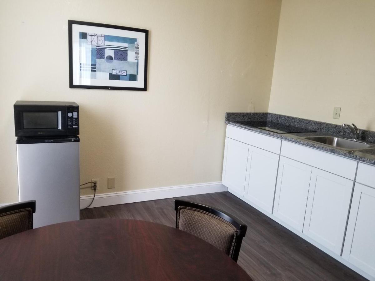 Days Inn By Wyndham Easley West Of Greenville/Clemson Area מראה חיצוני תמונה