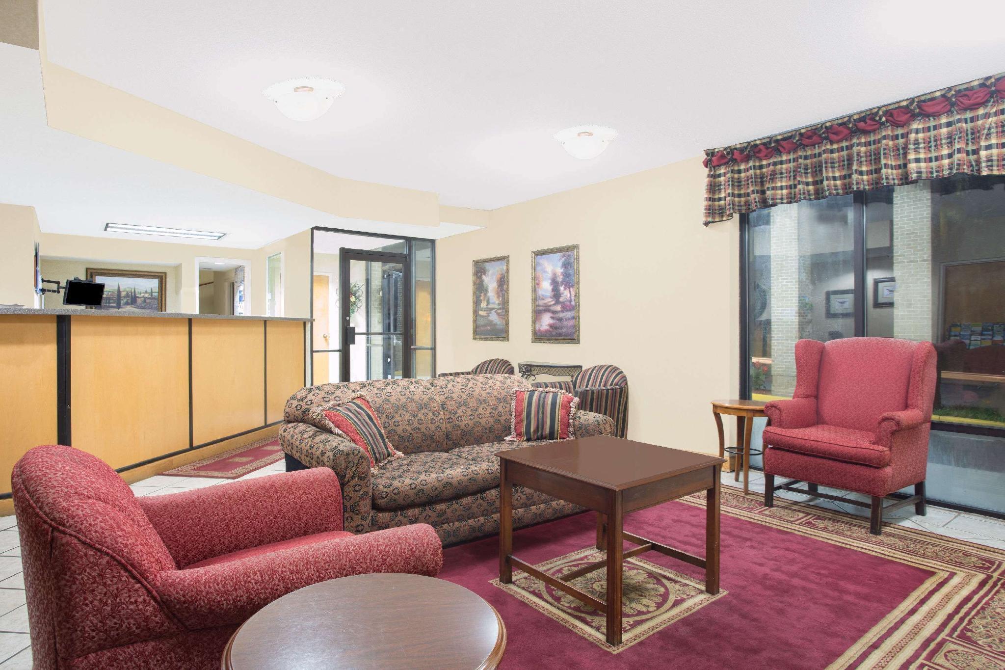 Days Inn By Wyndham Easley West Of Greenville/Clemson Area מראה חיצוני תמונה