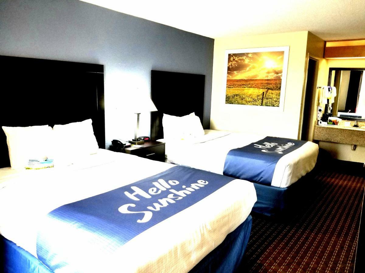 Days Inn By Wyndham Easley West Of Greenville/Clemson Area מראה חיצוני תמונה