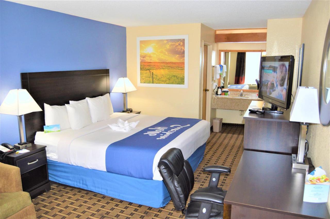 Days Inn By Wyndham Easley West Of Greenville/Clemson Area מראה חיצוני תמונה